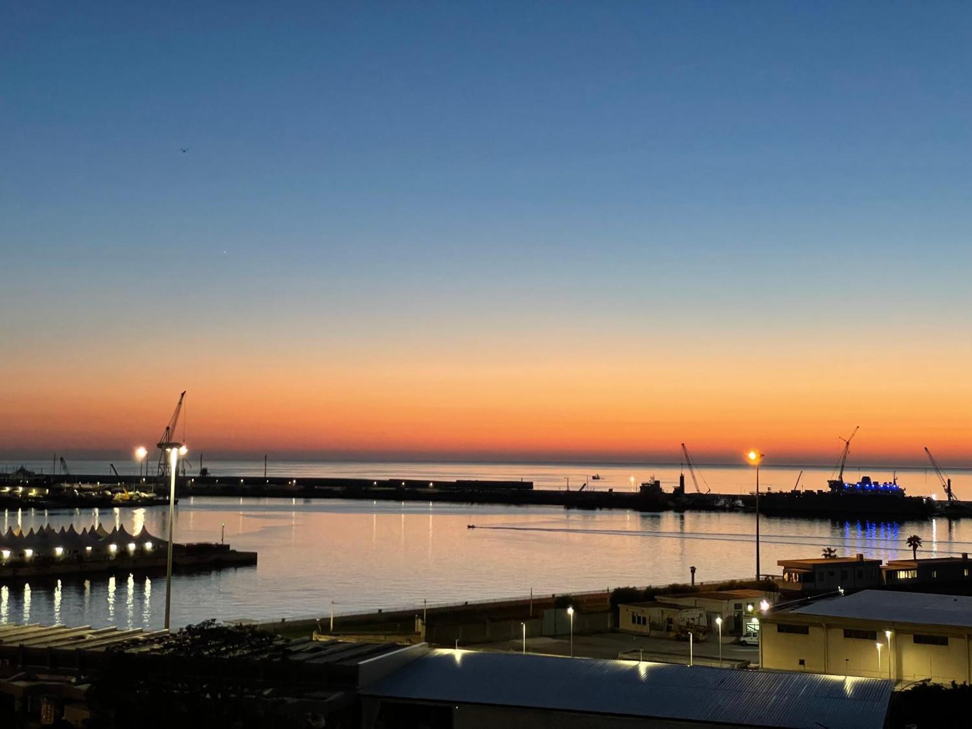 Palermo Inn Marina Exclusive View エクステリア 写真