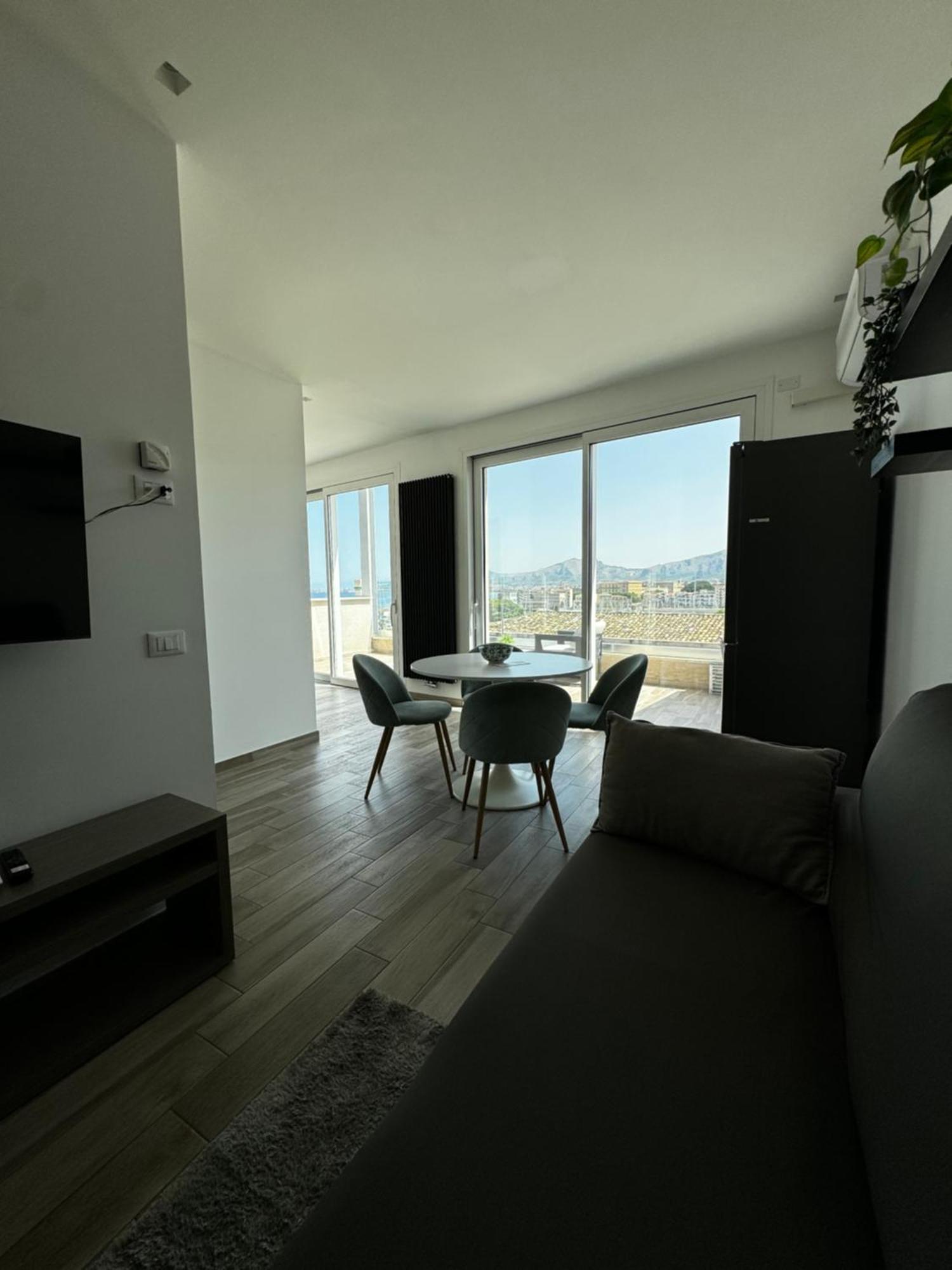 Palermo Inn Marina Exclusive View エクステリア 写真