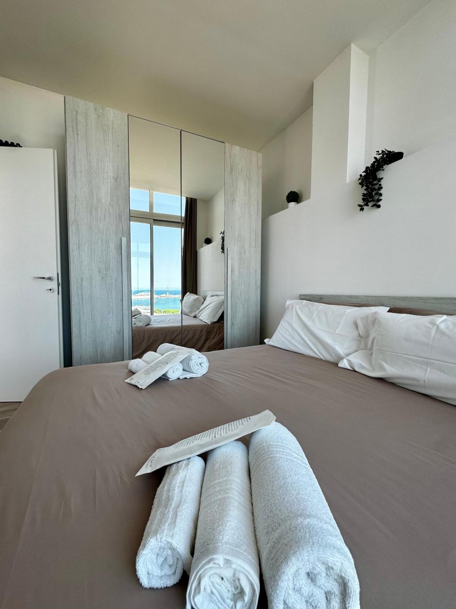 Palermo Inn Marina Exclusive View エクステリア 写真