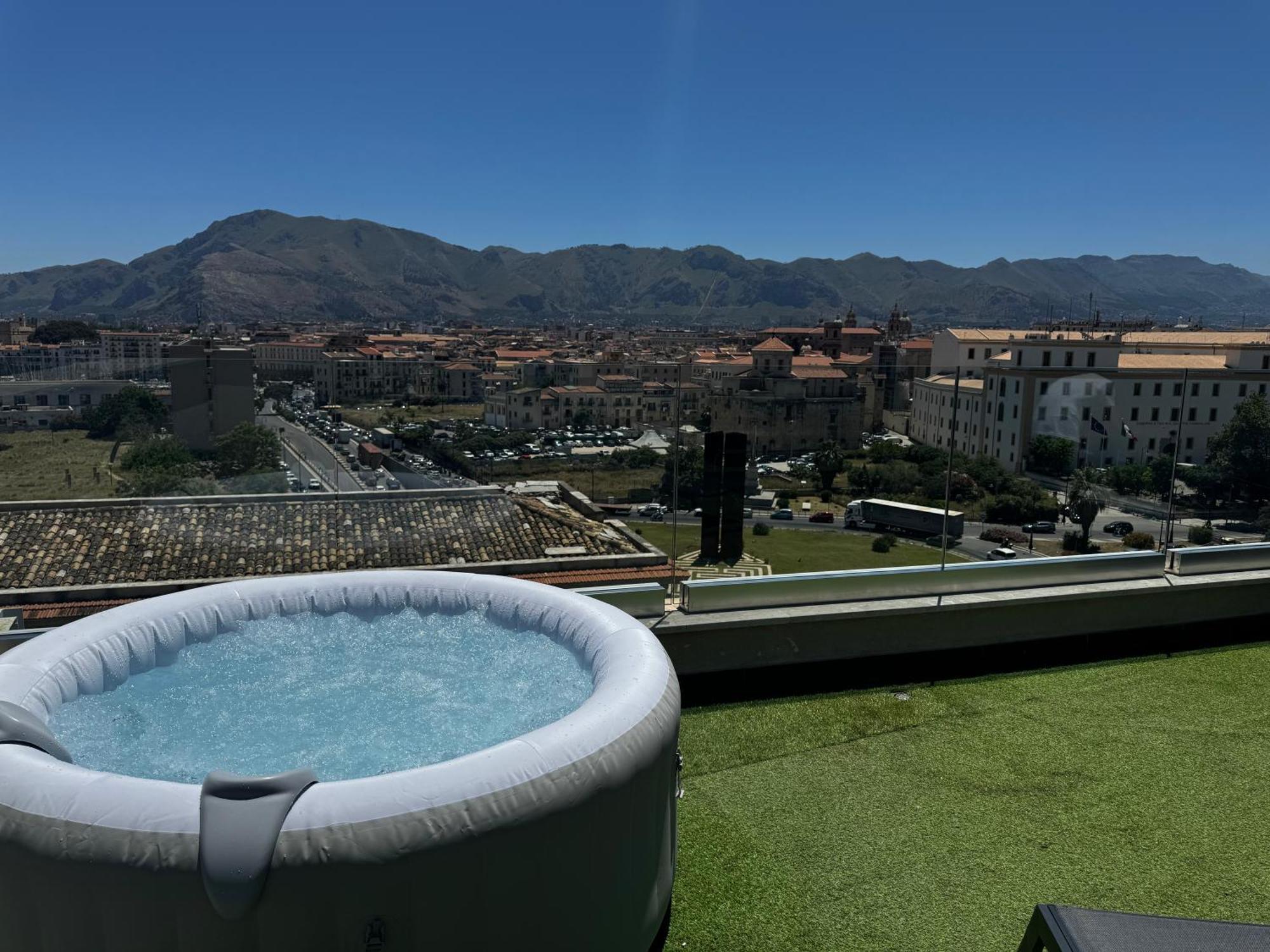 Palermo Inn Marina Exclusive View エクステリア 写真